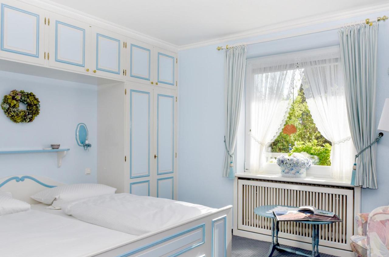 Hotel Wiesbaden Веннингштедт Экстерьер фото