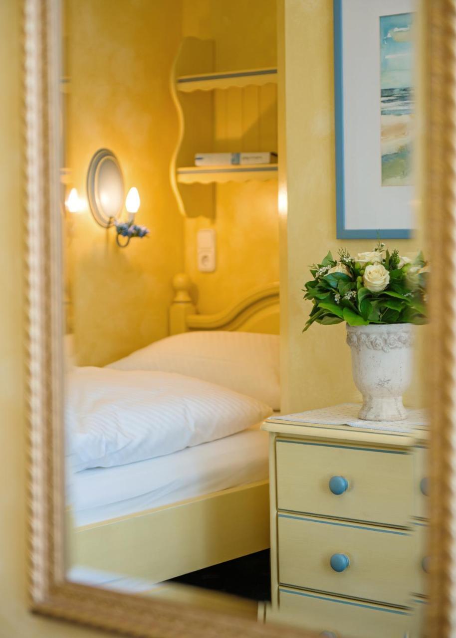 Hotel Wiesbaden Веннингштедт Экстерьер фото